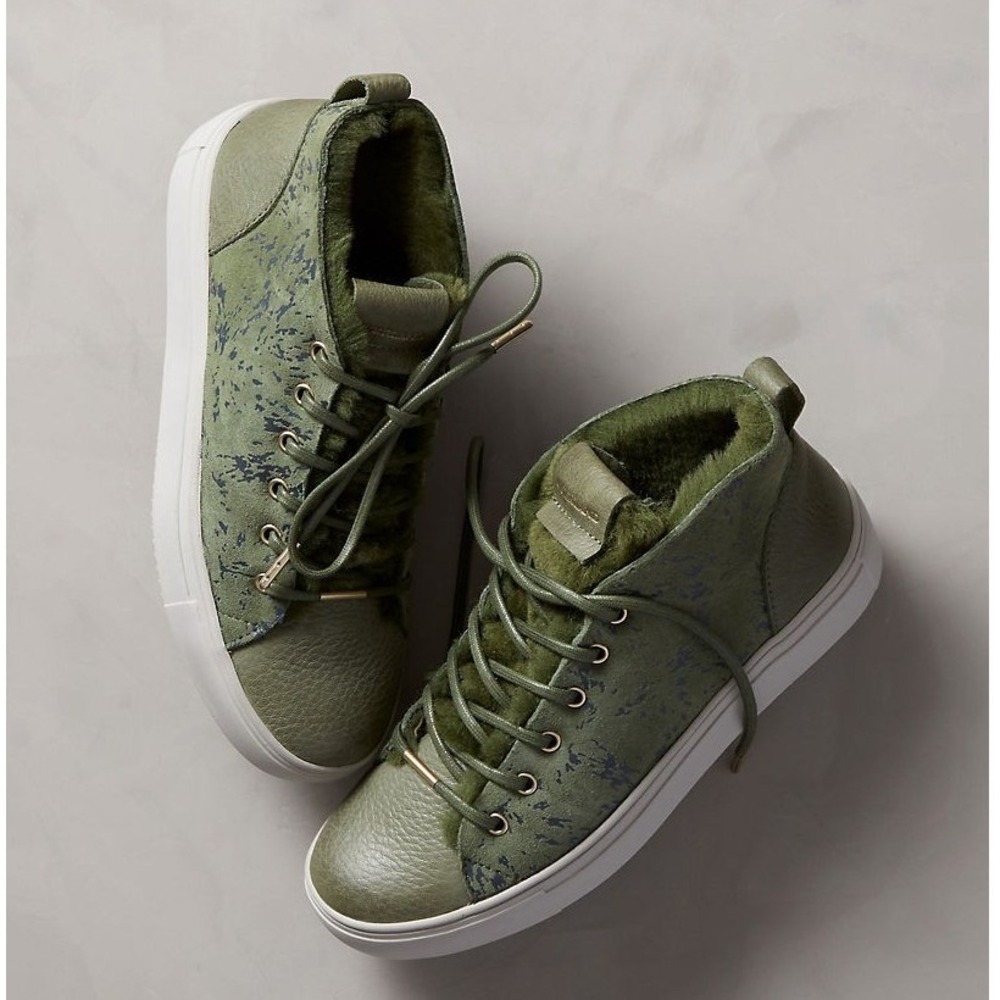 Blackstone SL-69 High Top Sneaker Womens 6.5 Winter Moss Green Shearling Lined